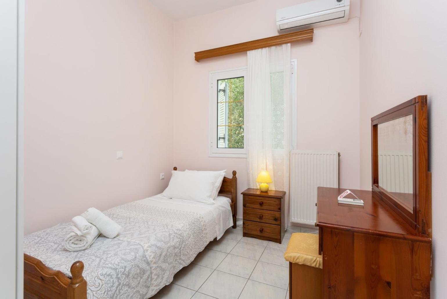 Villa Evie Nisaki  Esterno foto
